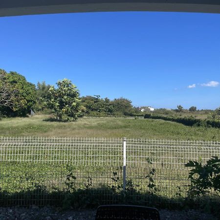 Bungalow De Rose Petit-Canal 外观 照片