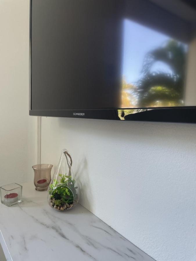 Bungalow De Rose Petit-Canal 外观 照片